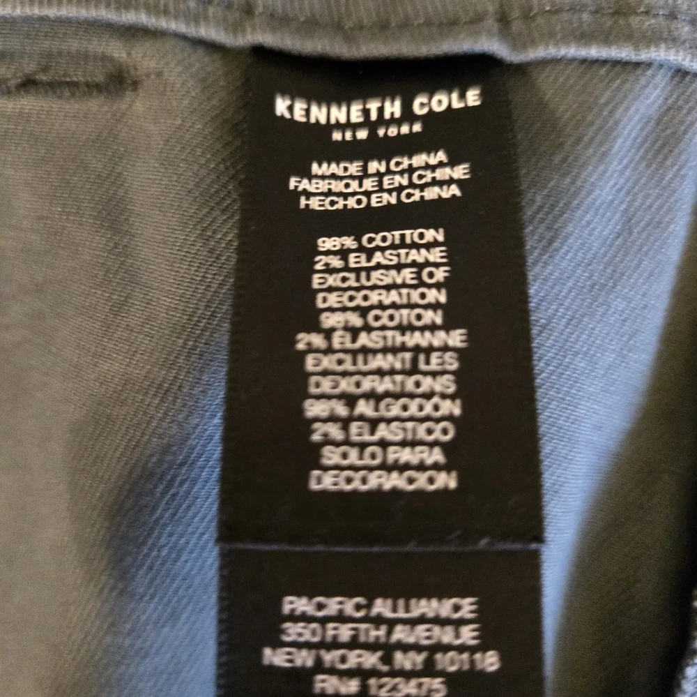 NWT: Kenneth Cole:Dark Green Skirt with Black Belt.  11 - Picture 4 of 4